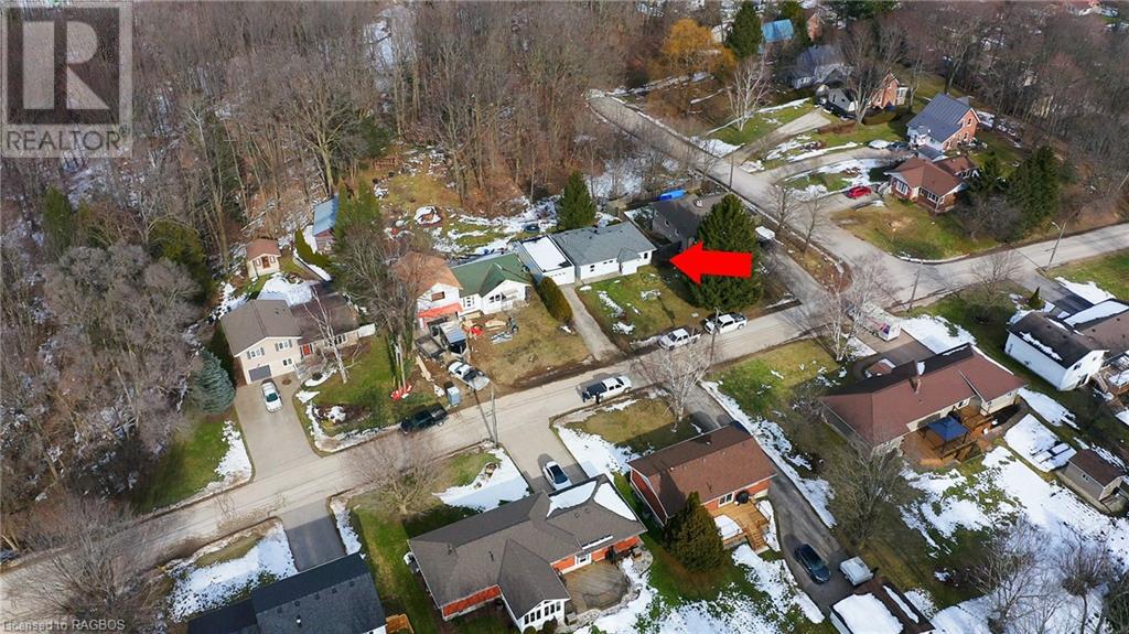 740 20th Street W, Owen Sound, Ontario  N4K 4E2 - Photo 31 - 40538183