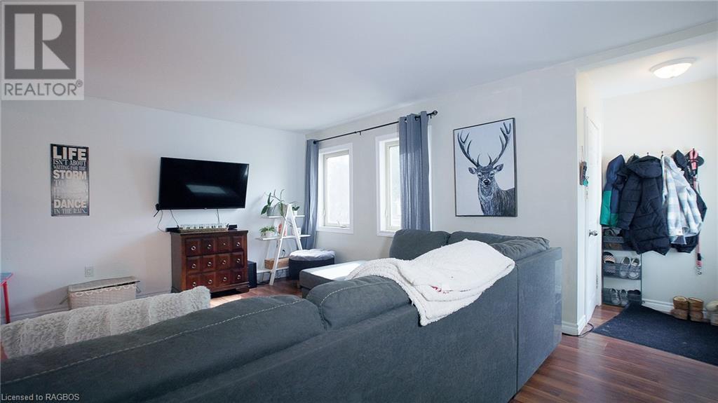 740 20th Street W, Owen Sound, Ontario  N4K 4E2 - Photo 7 - 40538183