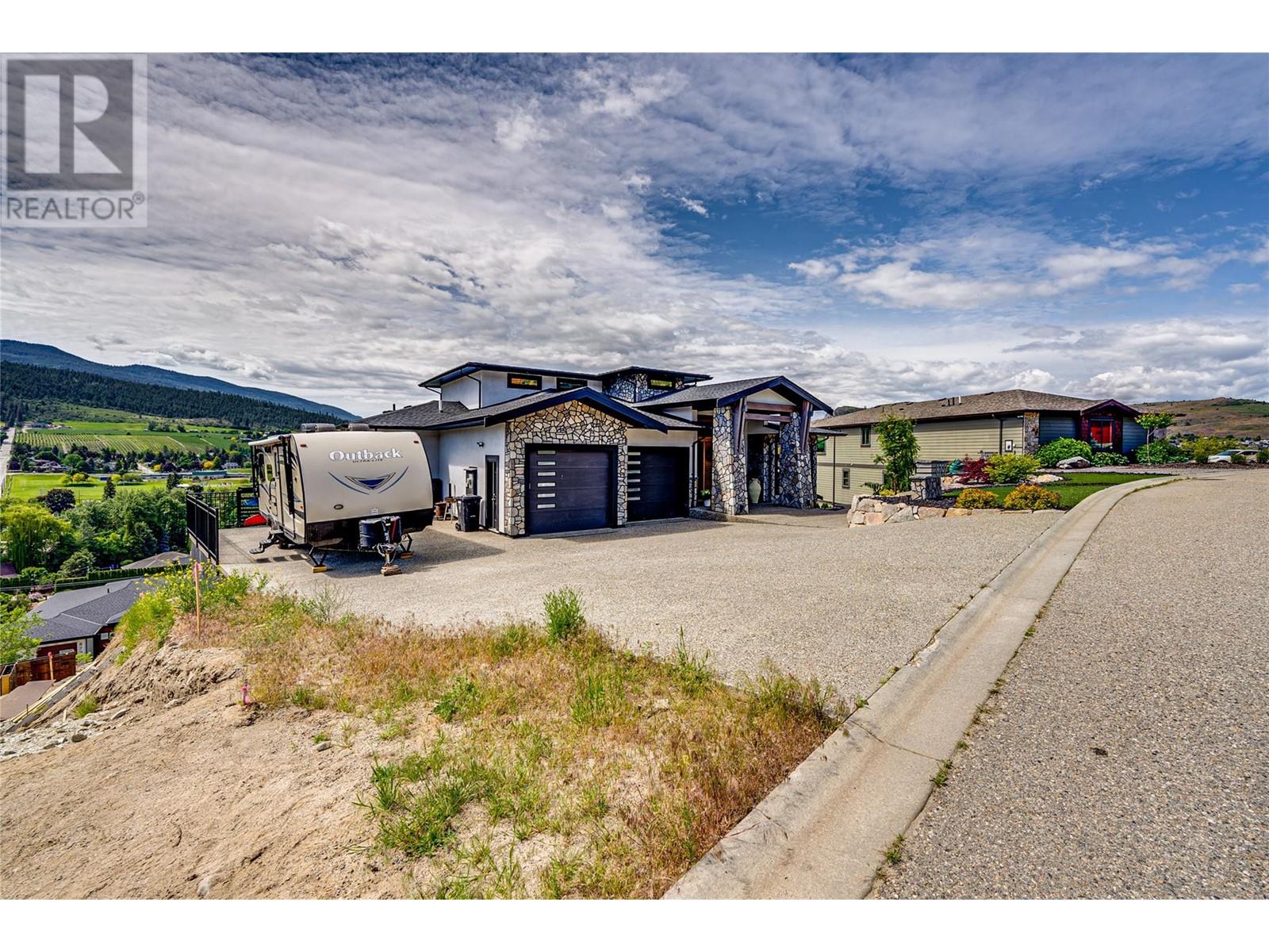 8792 Cortland Place, Coldstream, British Columbia  V1B 4B8 - Photo 96 - 10302975