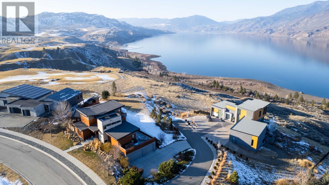 300 Rue Cheval Noir, Tobiano, British Columbia  V1S 0B3 - Photo 3 - 176758