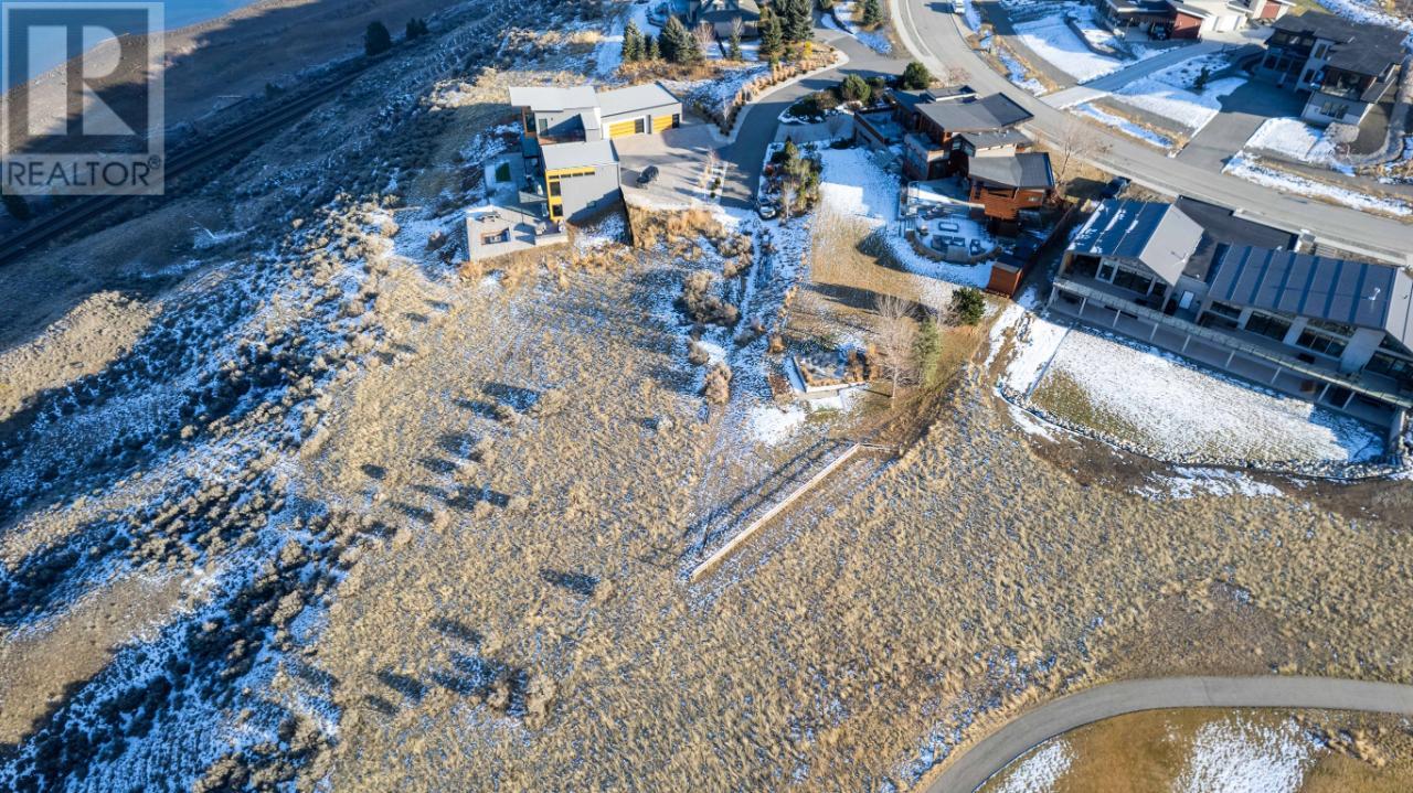 300 Rue Cheval Noir, Tobiano, British Columbia  V1S 0B3 - Photo 38 - 176758
