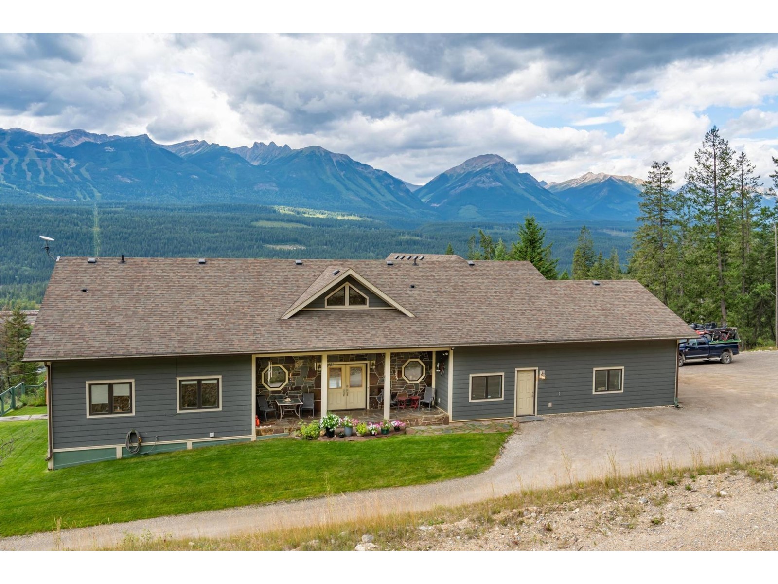 420 Ottoson Road, Golden, British Columbia  V0A 1H1 - Photo 3 - 2474959