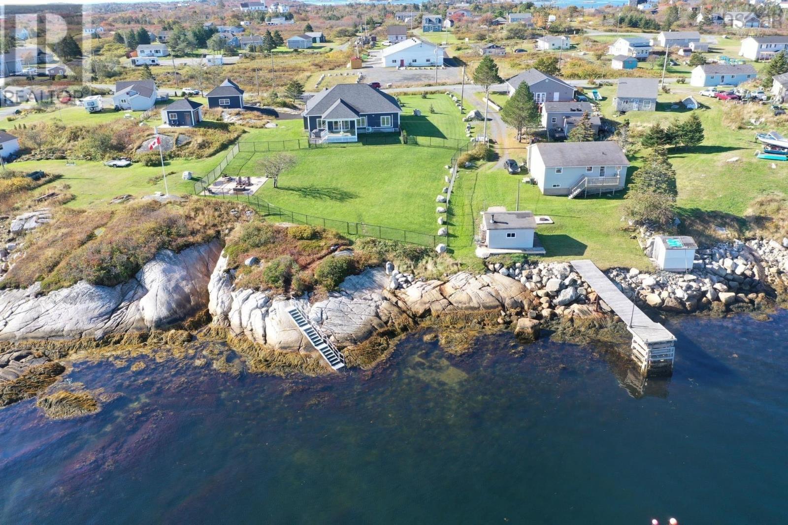 21 Back Lane, Terence Bay, Nova Scotia  B3T 1Y3 - Photo 2 - 202402925