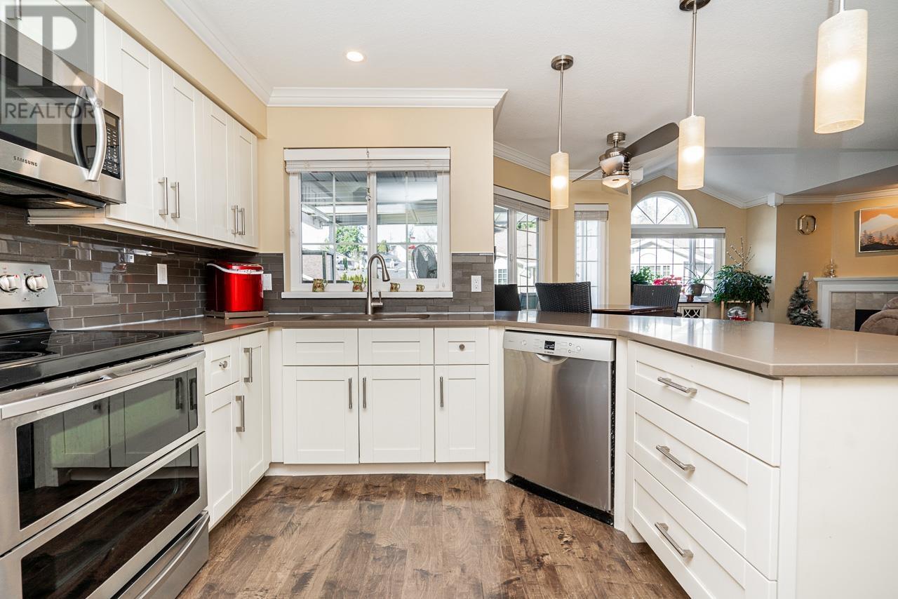 221 22515 116 Avenue, Maple Ridge, British Columbia  V2X 9V1 - Photo 8 - R2850243