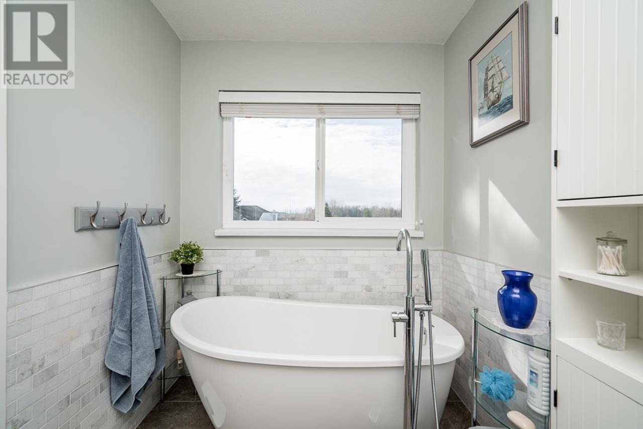 221 22515 116 Avenue, Maple Ridge, British Columbia  V2X 9V1 - Photo 21 - R2850243