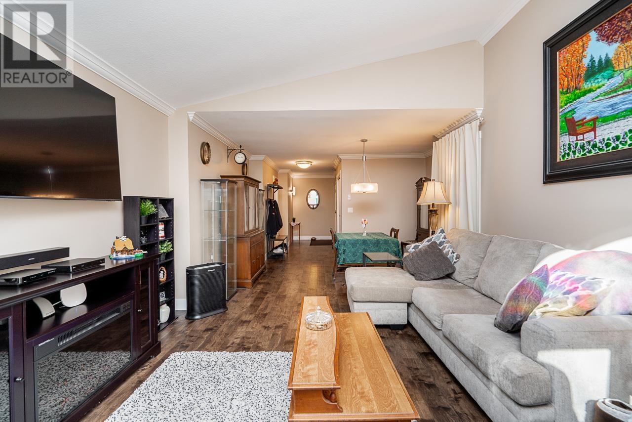 221 22515 116 Avenue, Maple Ridge, British Columbia  V2X 9V1 - Photo 5 - R2850243