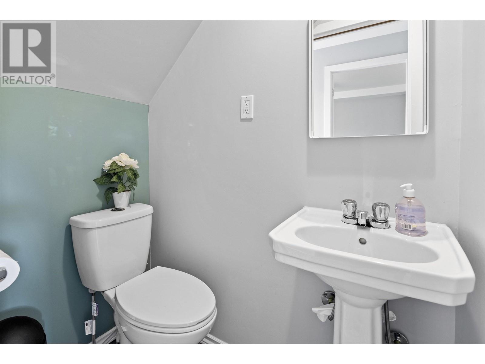 8620 Kelmore Road, Richmond, British Columbia  V7C 2B2 - Photo 33 - R2850450
