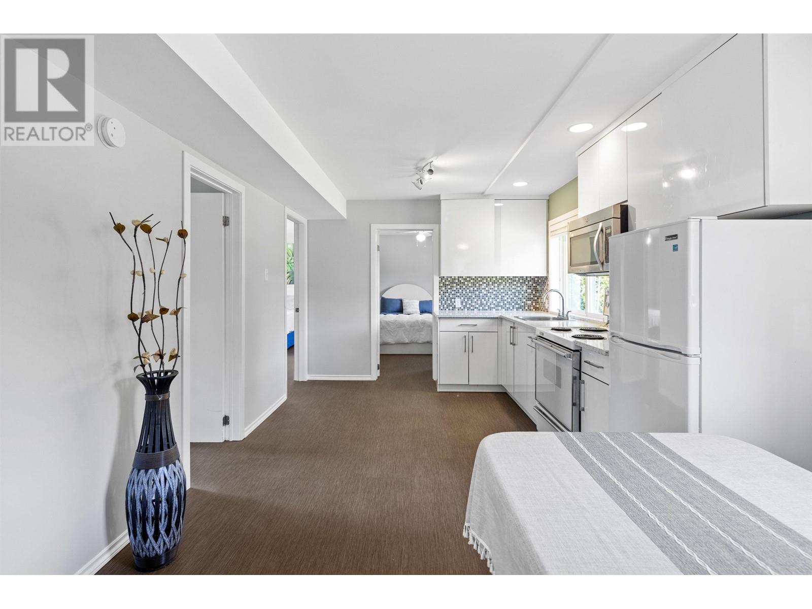 8620 Kelmore Road, Richmond, British Columbia  V7C 2B2 - Photo 29 - R2850450