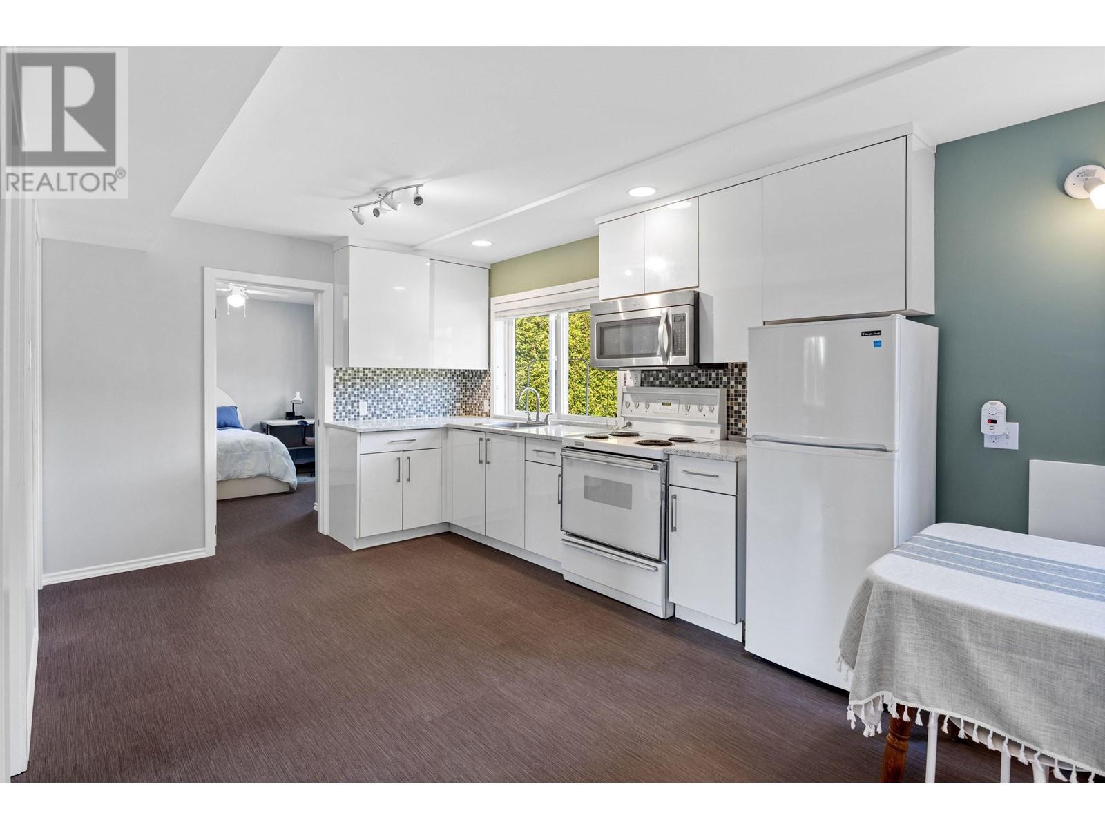 8620 Kelmore Road, Richmond, British Columbia  V7C 2B2 - Photo 30 - R2850450
