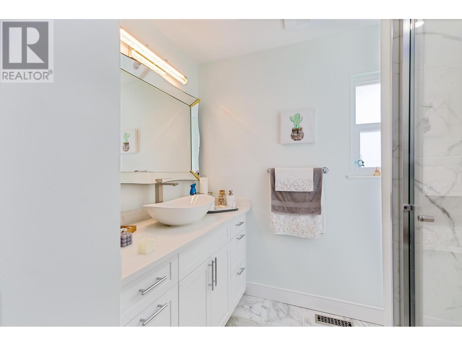 3787 Coast Meridian Road, Port Coquitlam, British Columbia  V3B 3P2 - Photo 10 - R2850453
