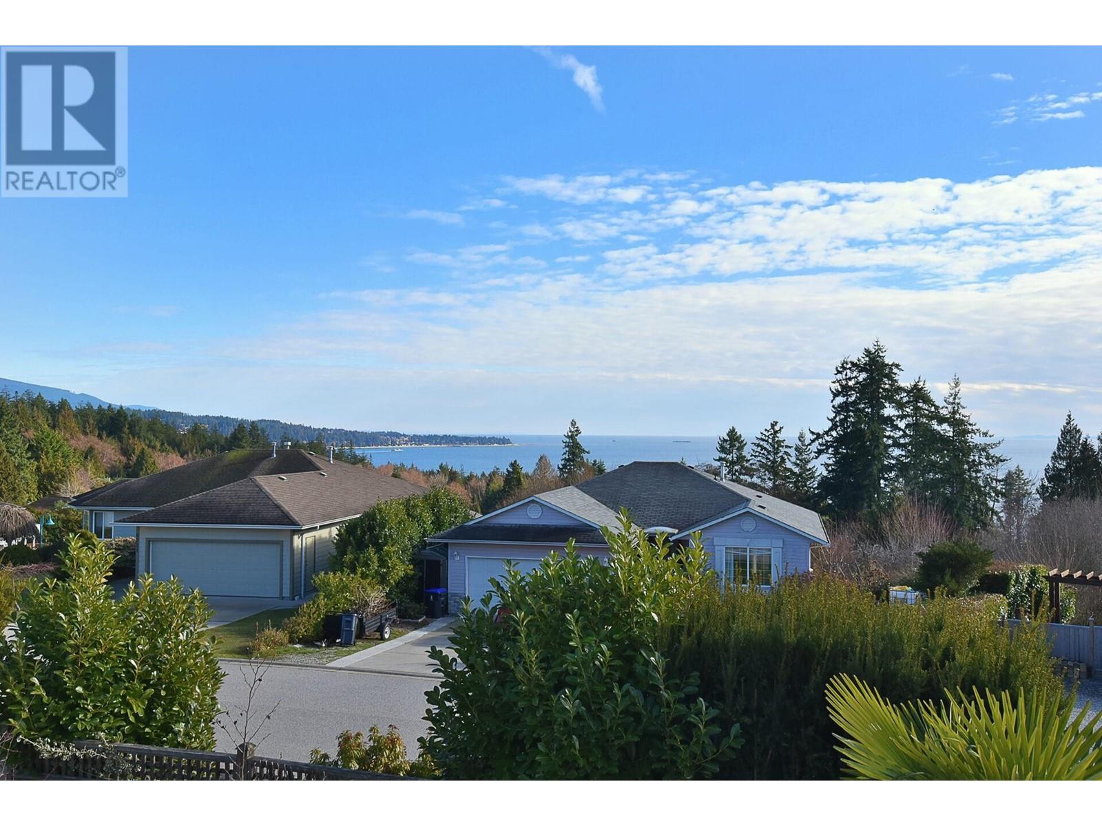 6235 Baillie Road, Sechelt, British Columbia  V7Z 0R5 - Photo 12 - R2850535