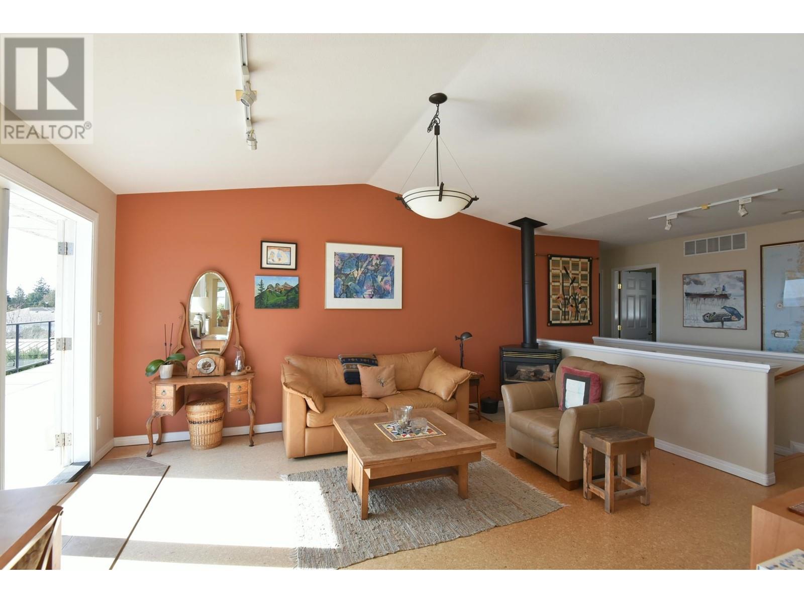 6235 Baillie Road, Sechelt, British Columbia  V7Z 0R5 - Photo 8 - R2850535