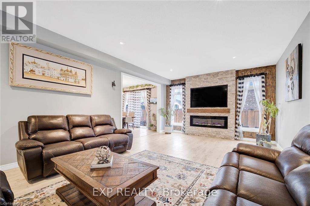 126 Elmbank Trail Trail, Kitchener, Ontario  N2R 0H1 - Photo 6 - 40542129
