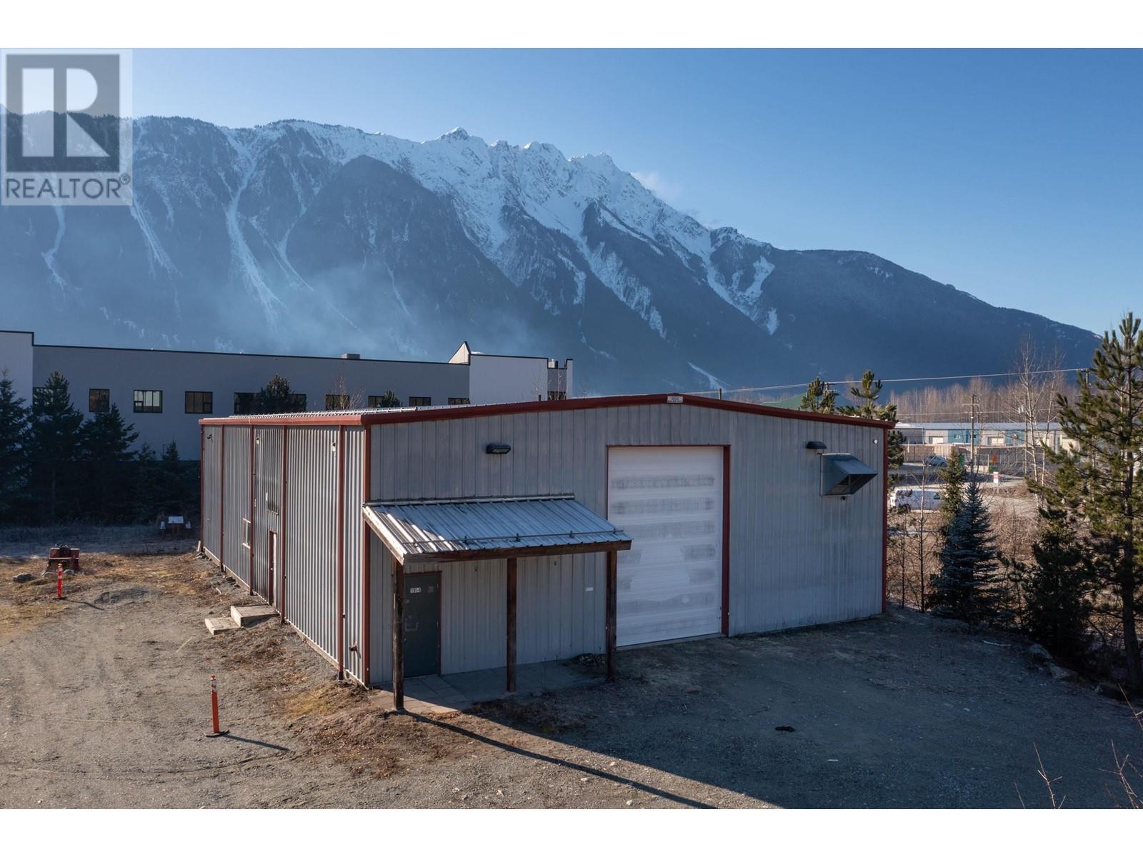 1954 Venture Place, Pemberton, British Columbia  V0N 2L0 - Photo 15 - C8057680