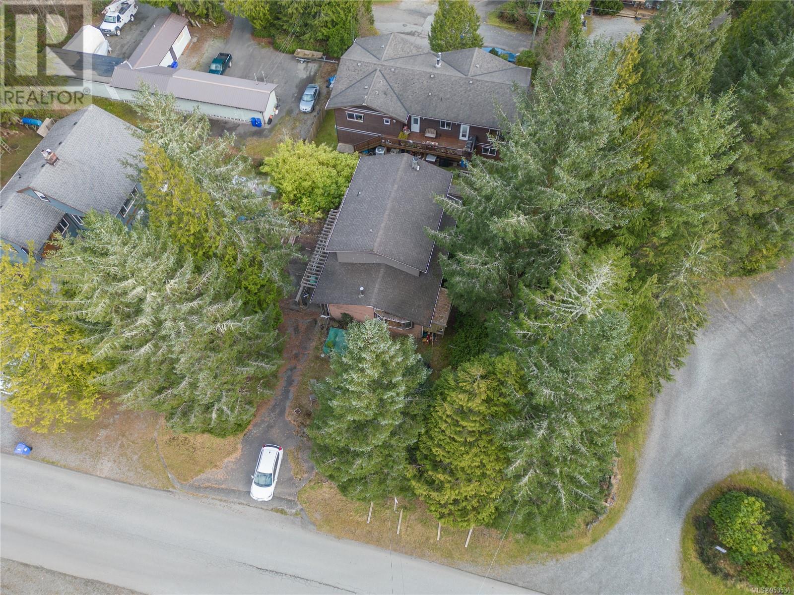 1195 Helen Rd, Ucluelet, British Columbia  V0R 3A0 - Photo 10 - 953536