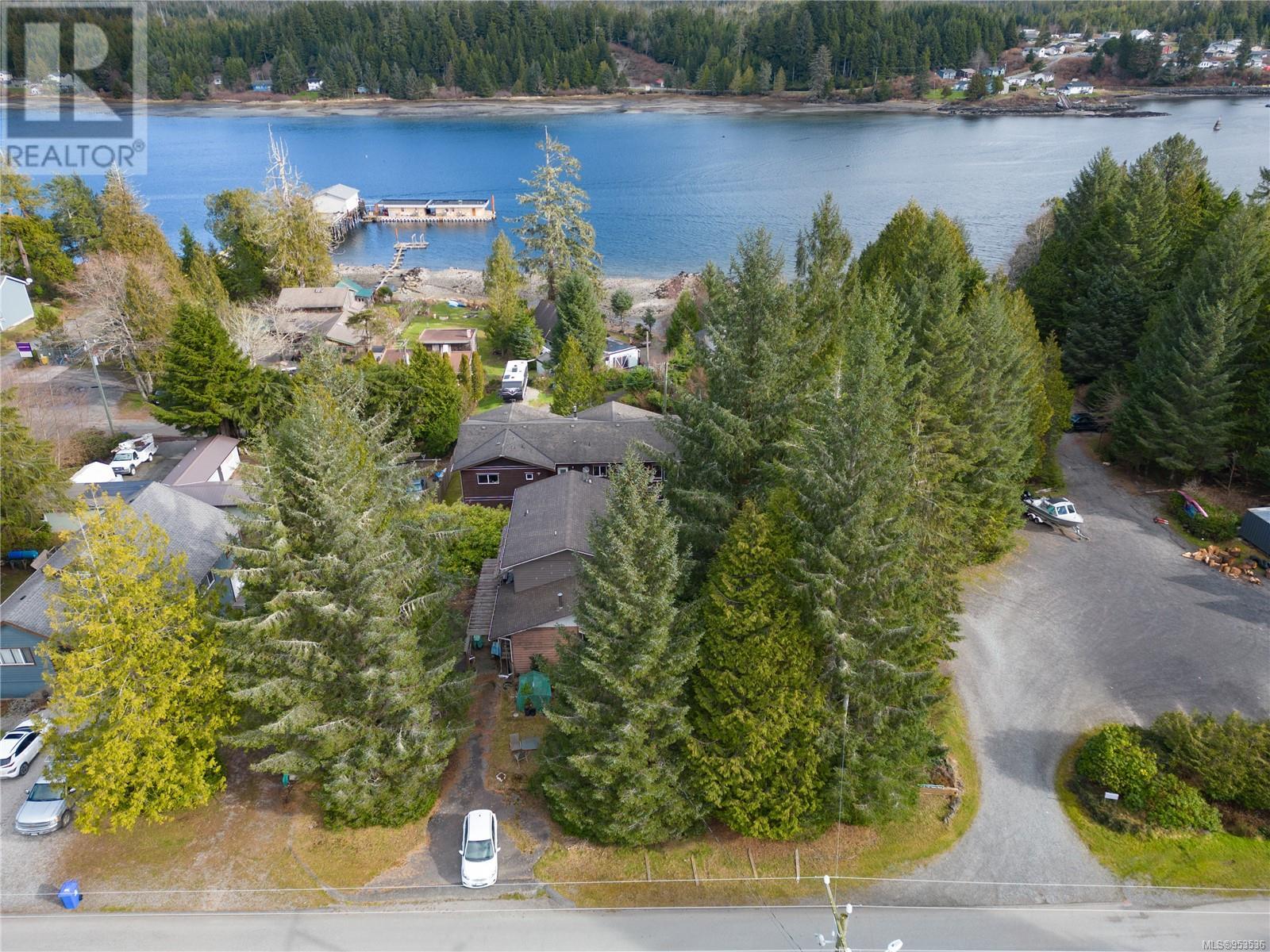 1195 Helen Rd, Ucluelet, British Columbia  V0R 3A0 - Photo 4 - 953536