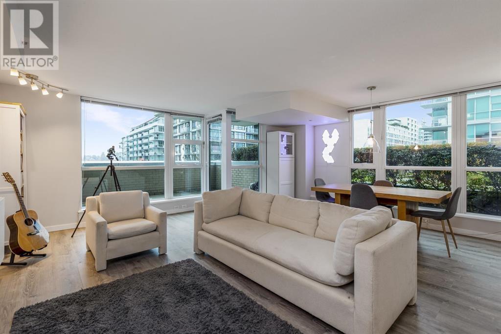305 188 E Esplanade Street, North Vancouver, British Columbia  V7L 4Y1 - Photo 13 - R2850646