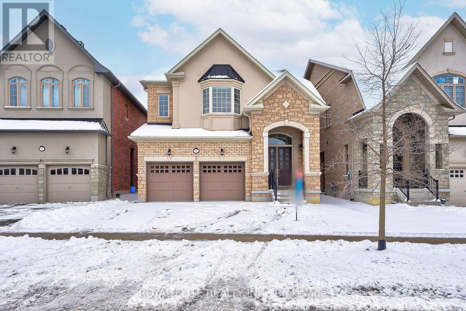 91 Chaiwood Court, Vaughan, Ontario  L6A 0Z9 - Photo 1 - N8075332