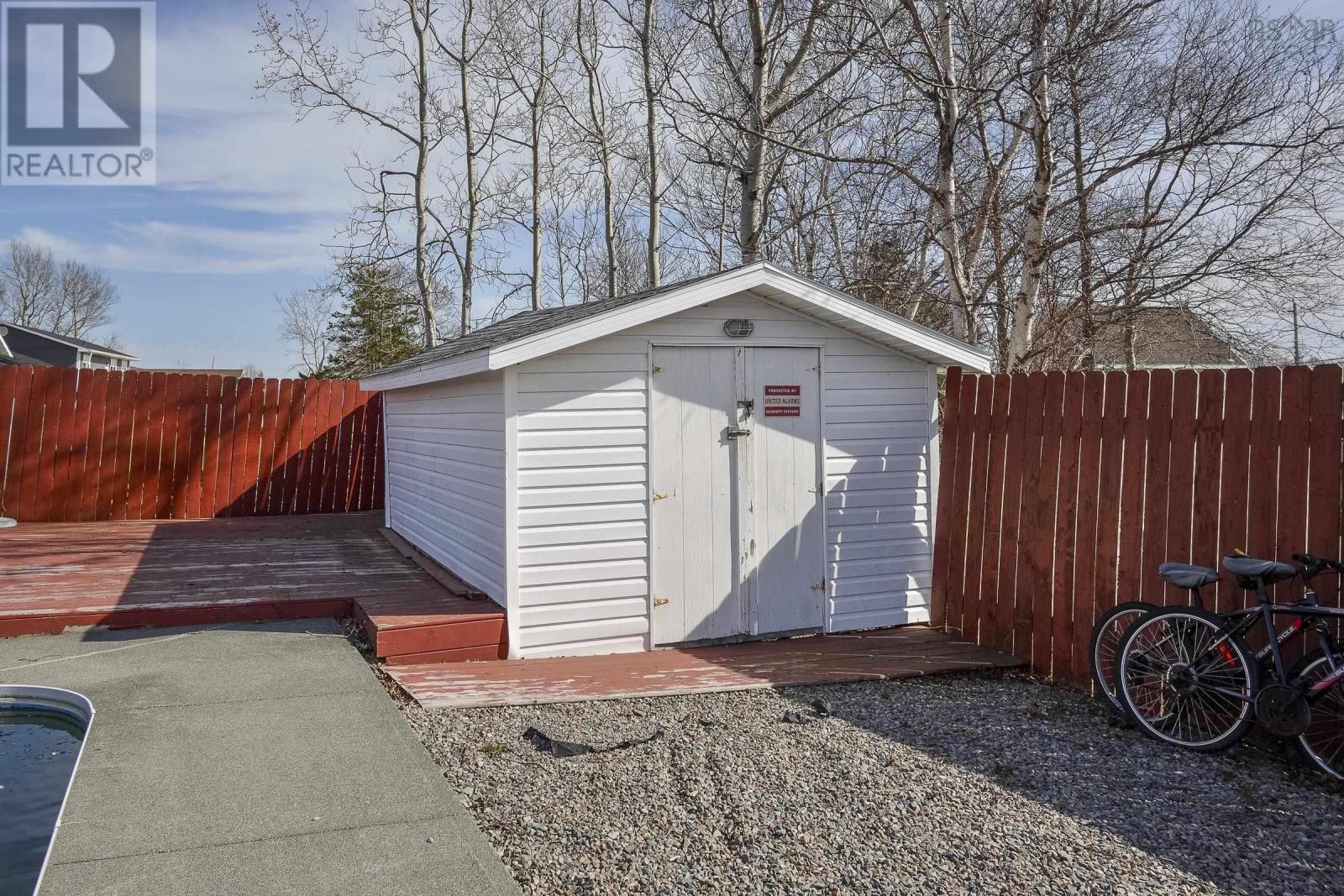 63 Brown Street, Sydney Mines, Nova Scotia  B1L 0B3 - Photo 14 - 202402941