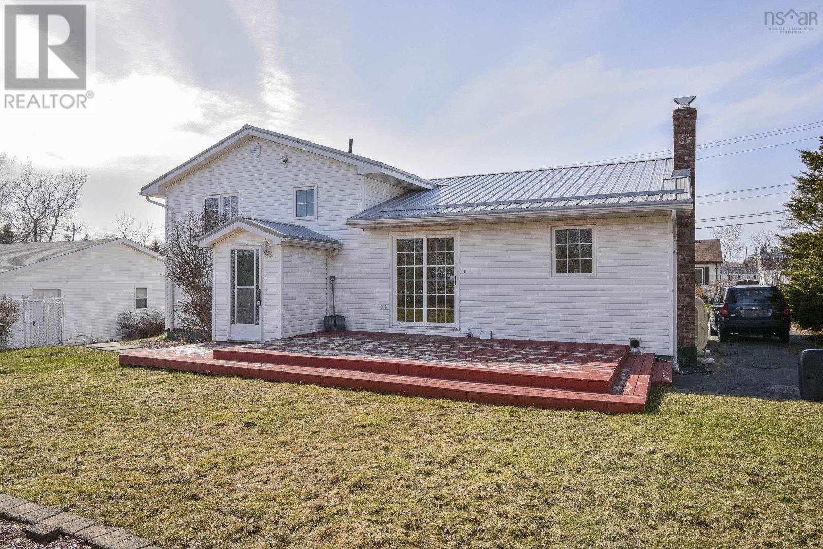 63 Brown Street, Sydney Mines, Nova Scotia  B1L 0B3 - Photo 17 - 202402941