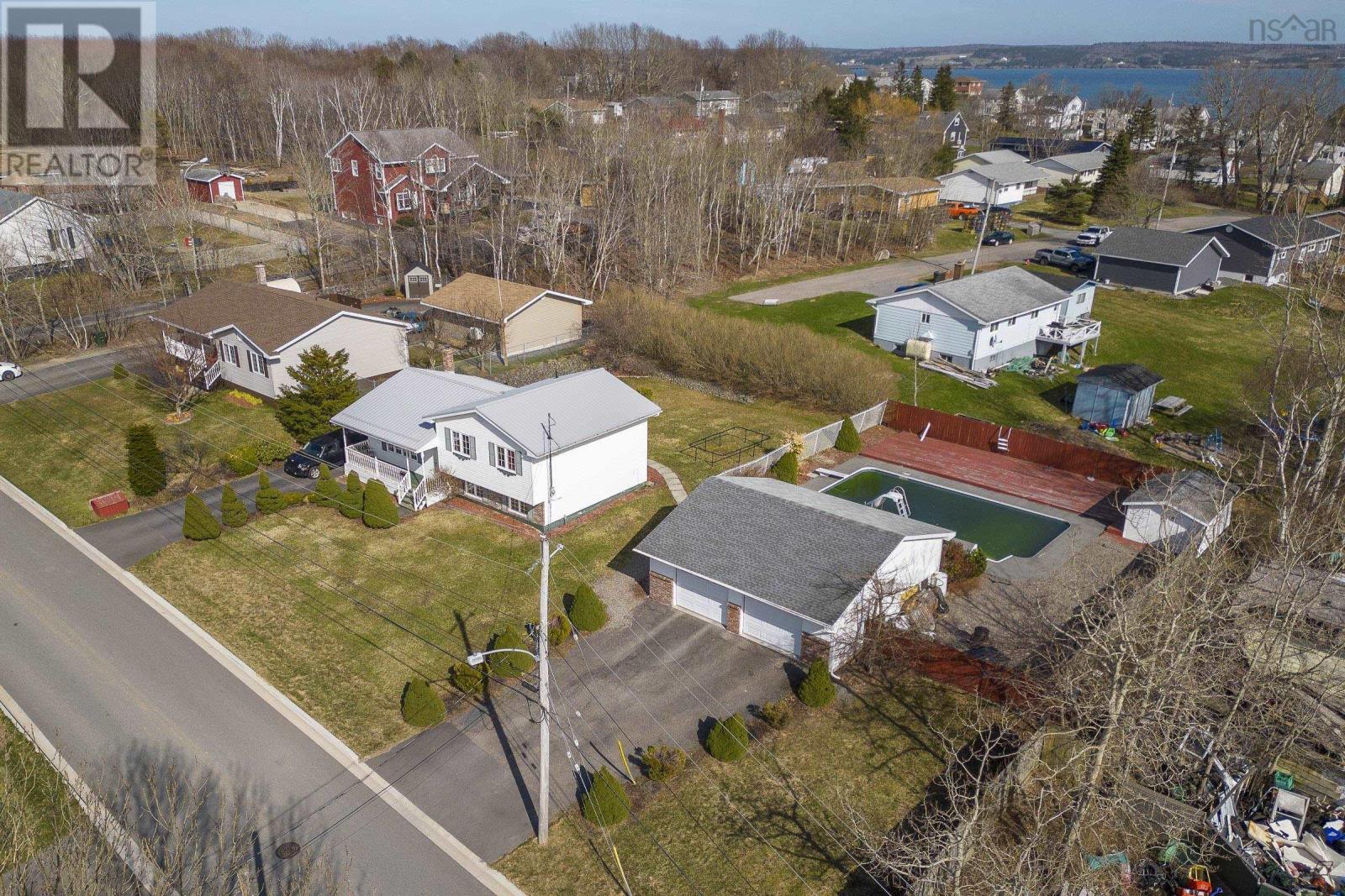 63 Brown Street, Sydney Mines, Nova Scotia  B1L 0B3 - Photo 19 - 202402941