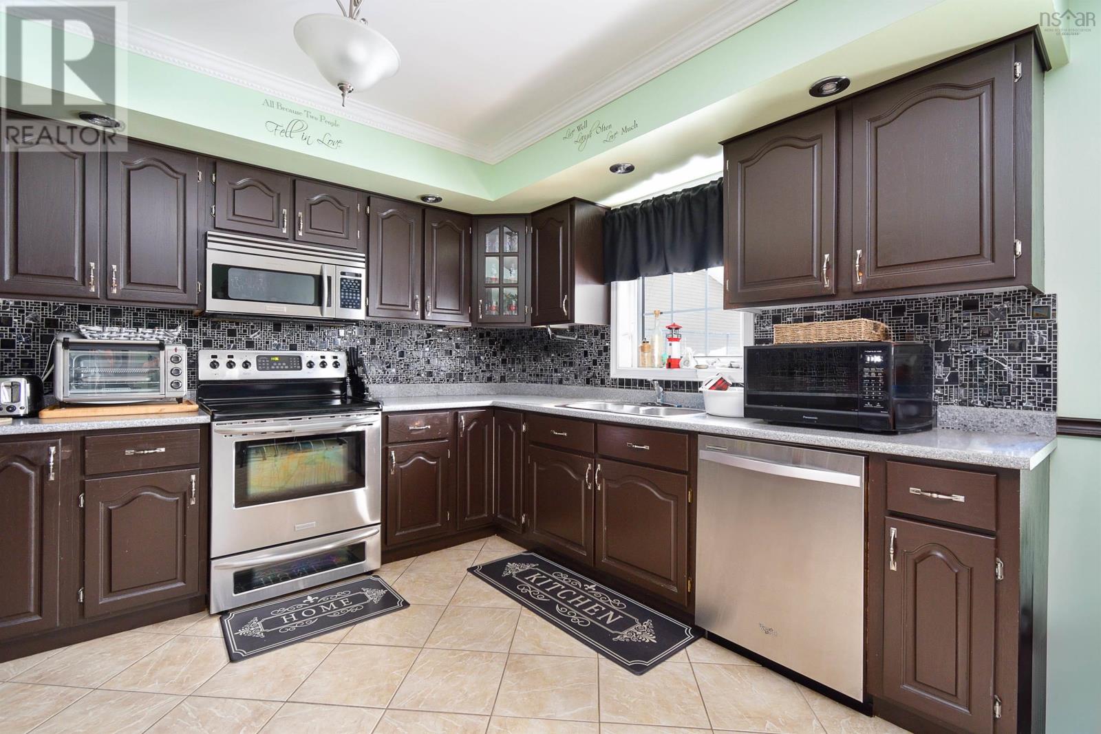 63 Brown Street, Sydney Mines, Nova Scotia  B1L 0B3 - Photo 31 - 202402941