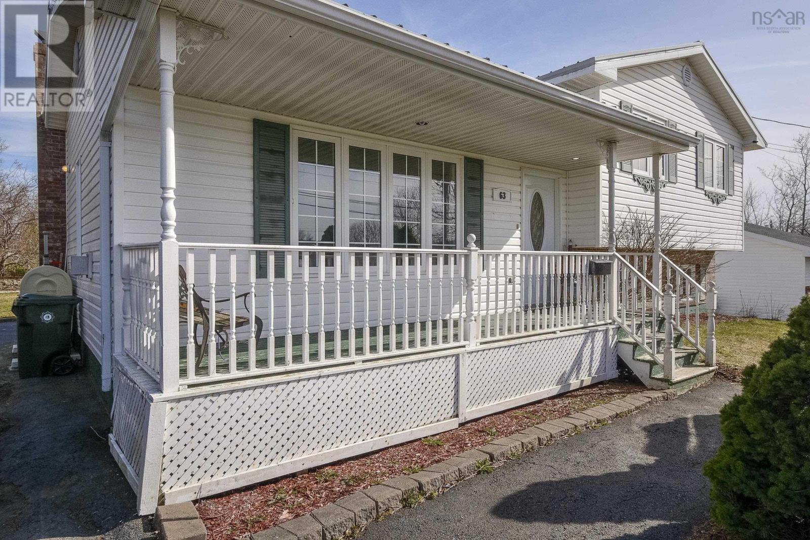 63 Brown Street, Sydney Mines, Nova Scotia  B1L 0B3 - Photo 4 - 202402941