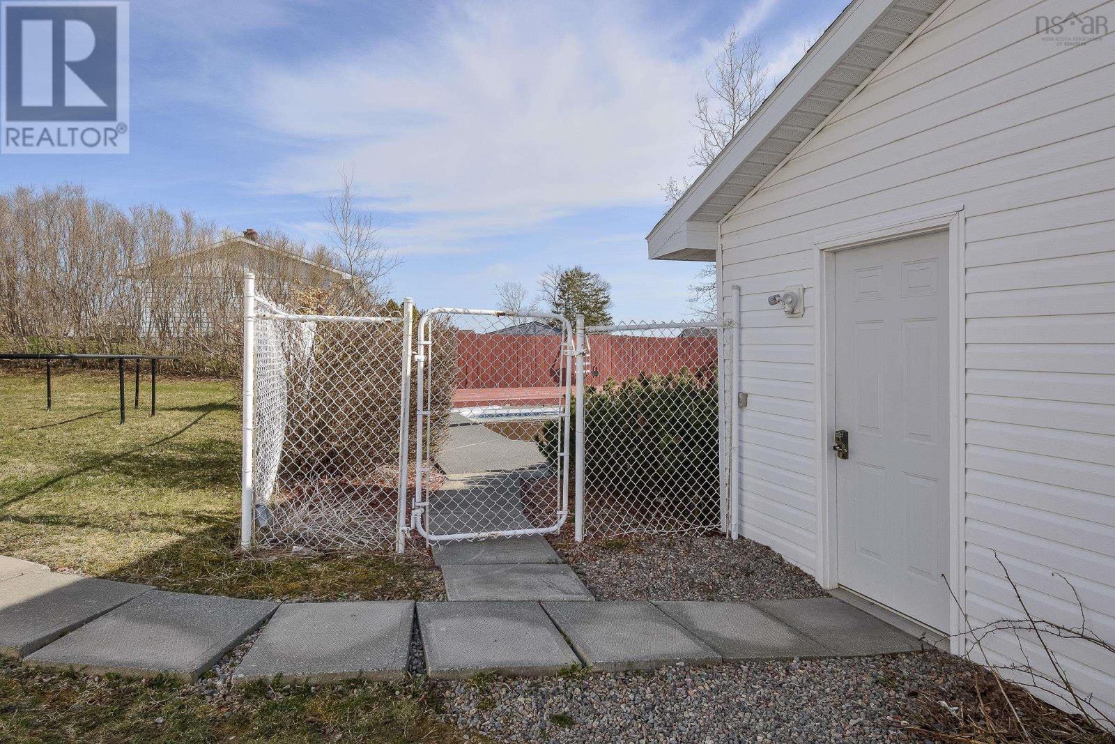 63 Brown Street, Sydney Mines, Nova Scotia  B1L 0B3 - Photo 8 - 202402941