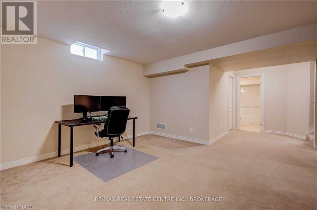 56 Tuliptree Road Unit# Bsmt, Thorold, Ontario  L2V 0A6 - Photo 4 - 40541738