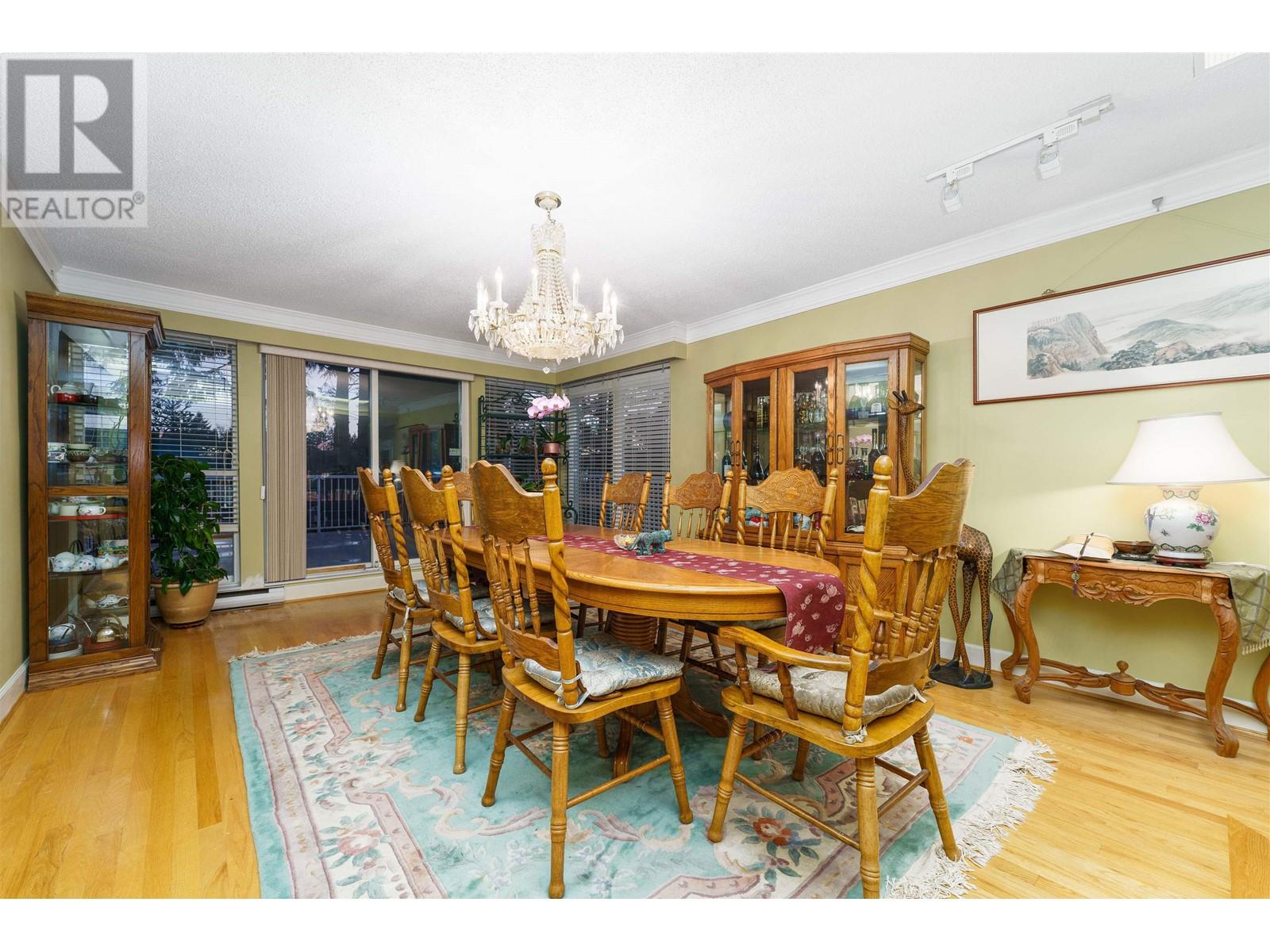 Listing Picture 7 of 18 : 1450 W 40TH AVENUE, Vancouver / 溫哥華 - 魯藝地產 Yvonne Lu Group - MLS Medallion Club Member