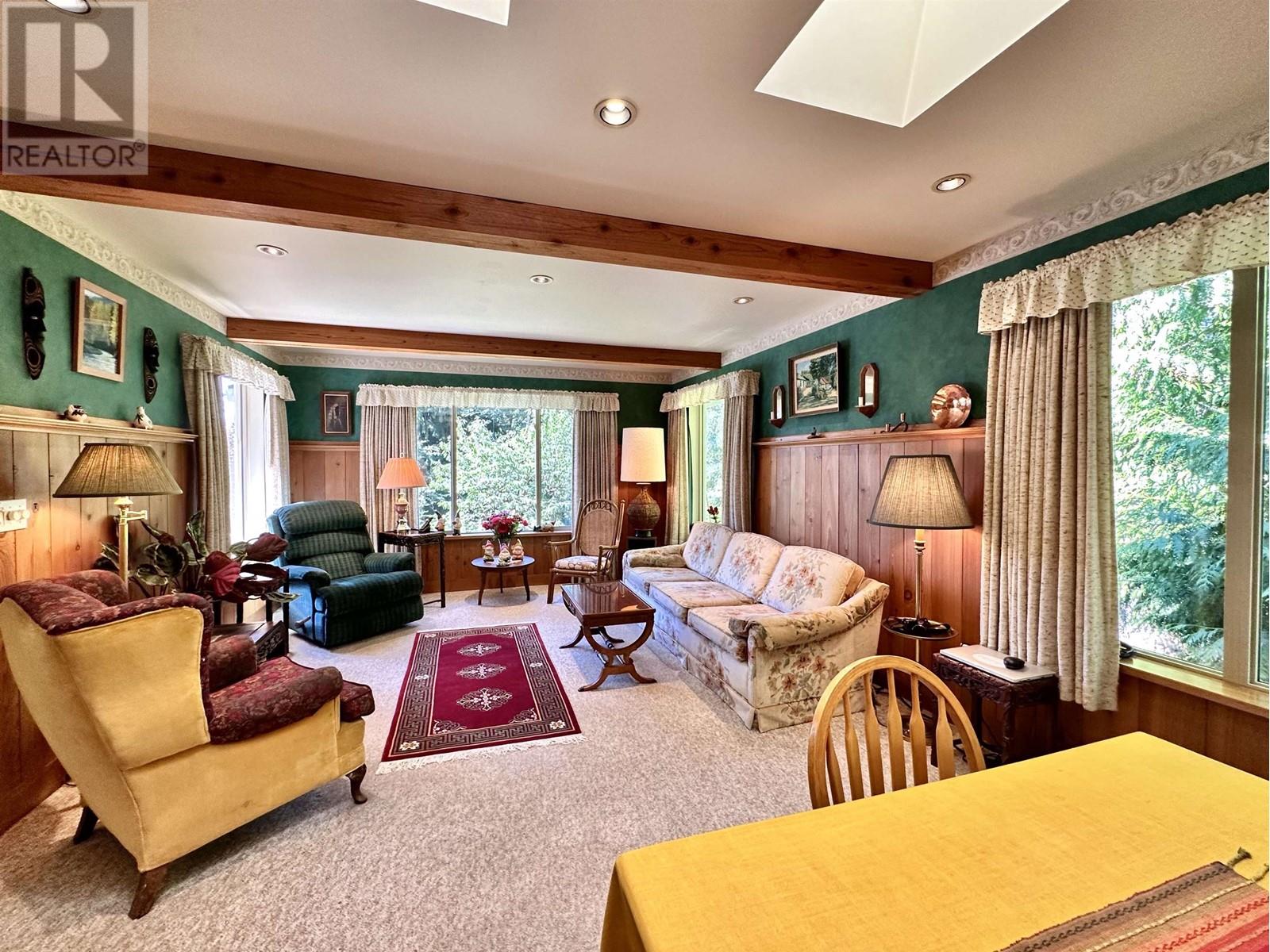 8050 Redrooffs Road, Halfmoon Bay, British Columbia  V7Z 1A5 - Photo 13 - R2850667