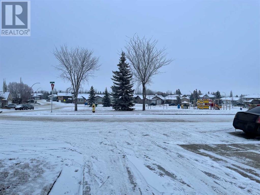 102 Elana Crescent, Lacombe, Alberta  T4L 2L2 - Photo 22 - A2100204