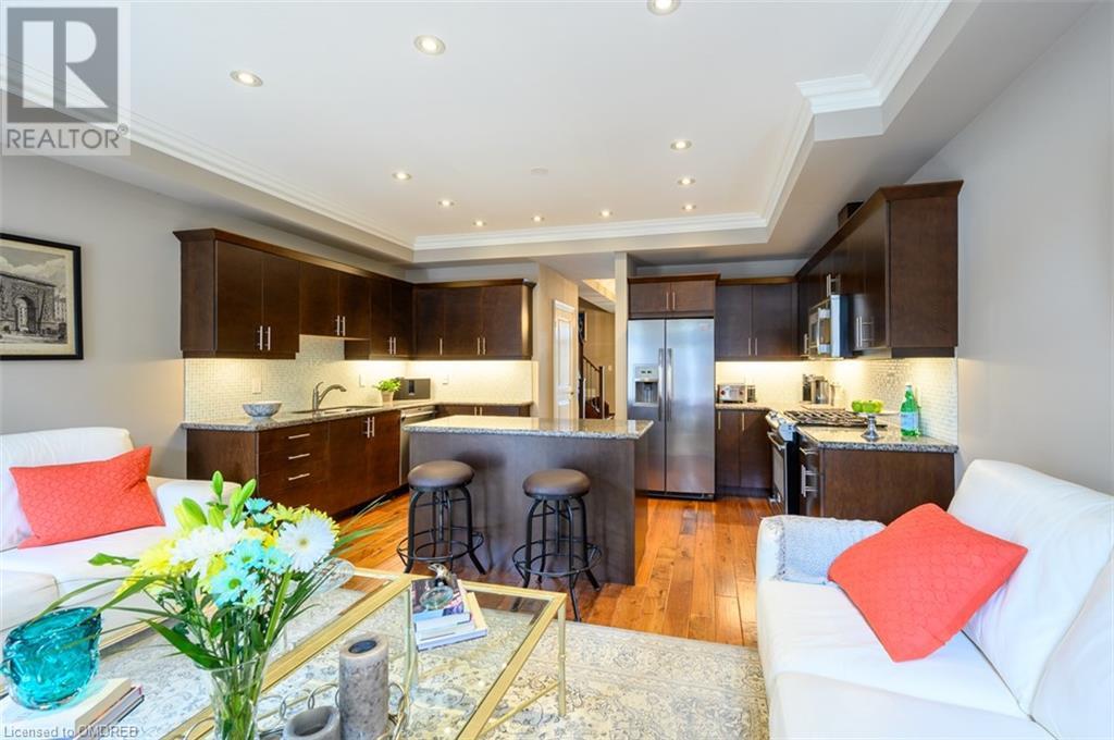 152 Rebecca Street, Oakville, Ontario  L6K 1J5 - Photo 4 - 40542669