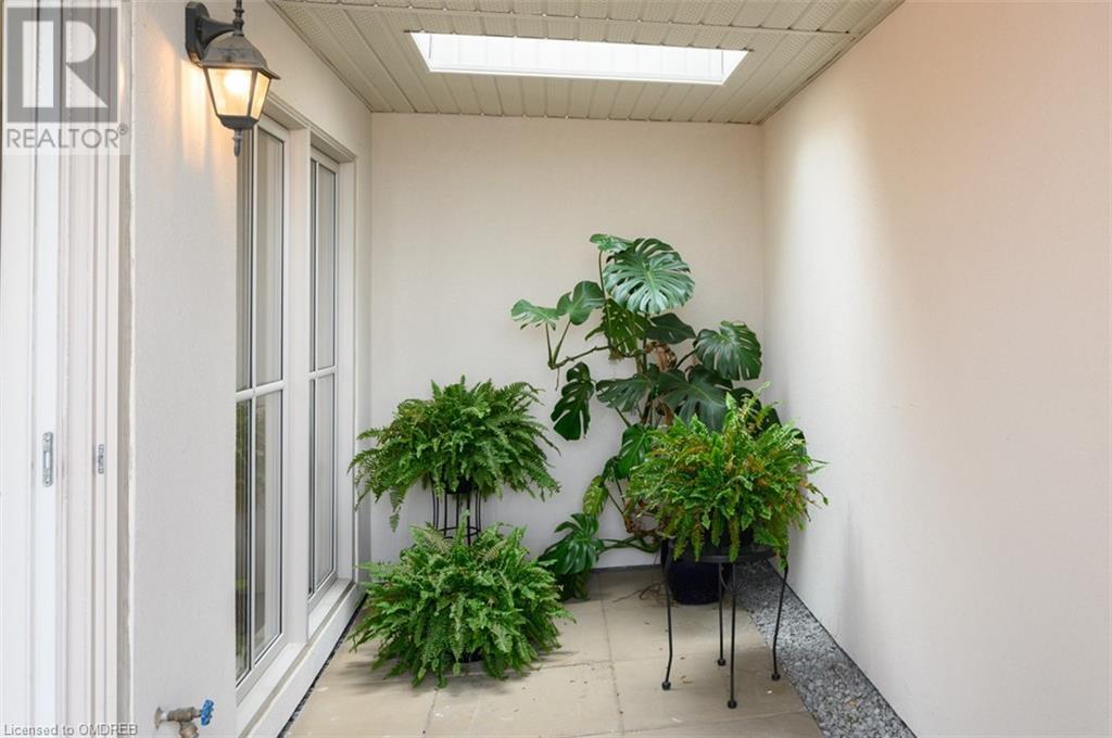 152 Rebecca Street, Oakville, Ontario  L6K 1J5 - Photo 37 - 40542669