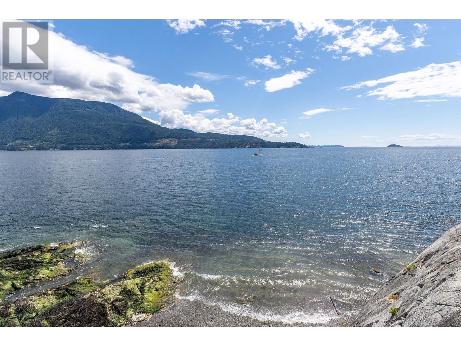 1545 Eagle Cliff Road, Bowen Island, British Columbia  V0N 1G1 - Photo 4 - R2850726