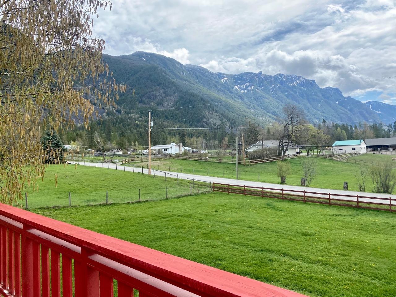 4512 48th Street, Canyon, British Columbia  V0B 1C1 - Photo 13 - 2475025