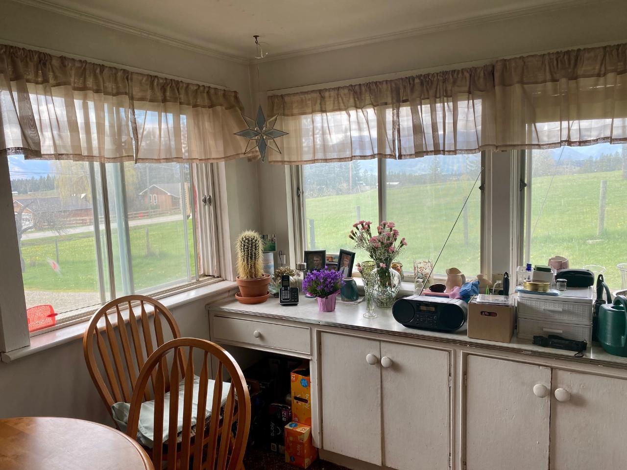 4512 48th Street, Canyon, British Columbia  V0B 1C1 - Photo 17 - 2475025