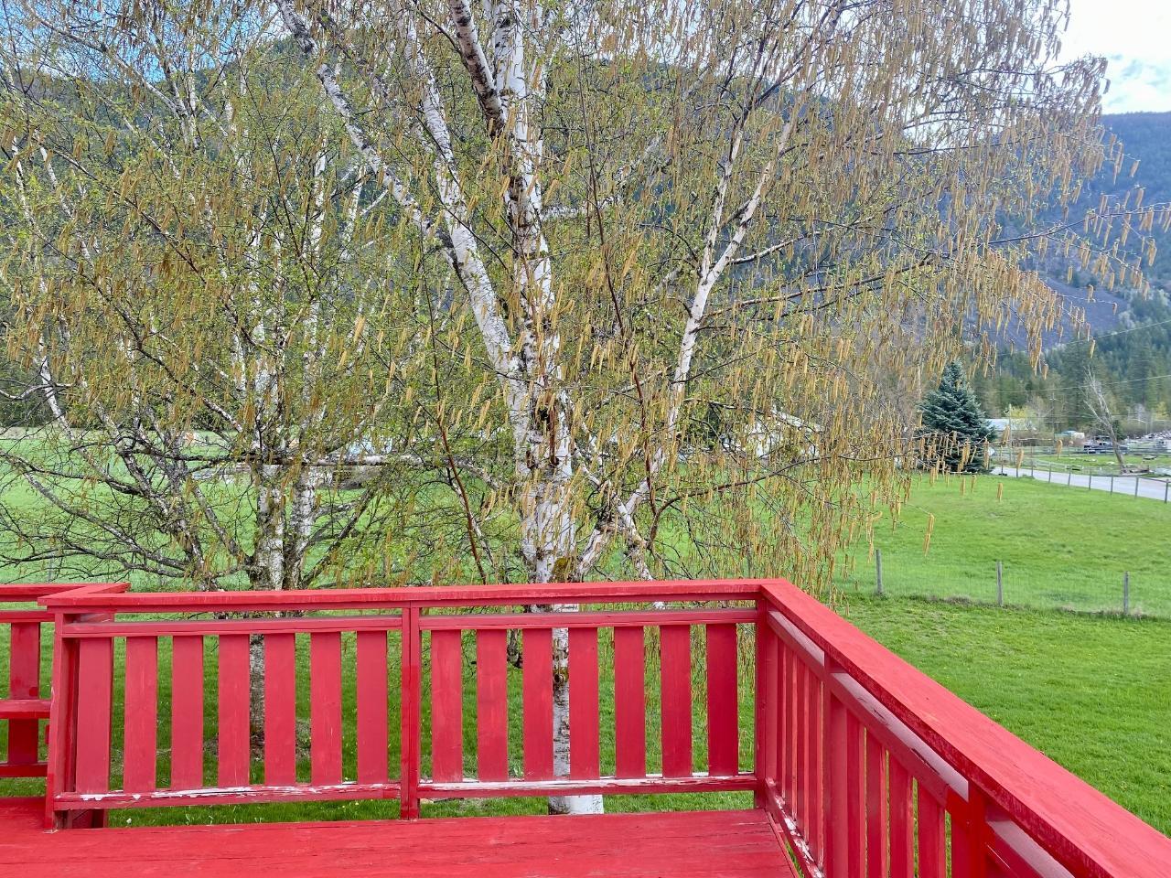 4512 48th Street, Canyon, British Columbia  V0B 1C1 - Photo 12 - 2475025
