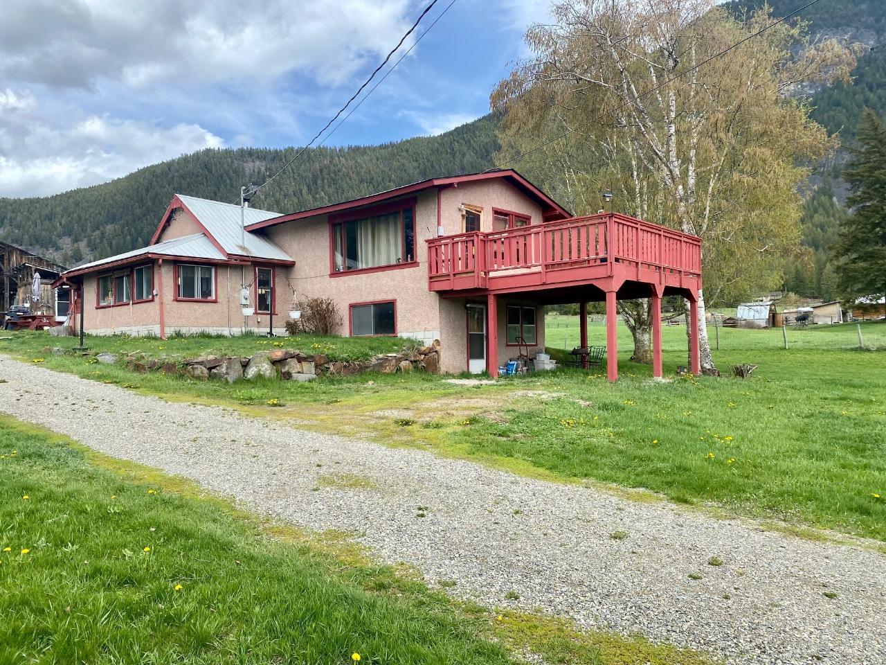 4512 48th Street, Canyon, British Columbia  V0B 1C1 - Photo 18 - 2475025