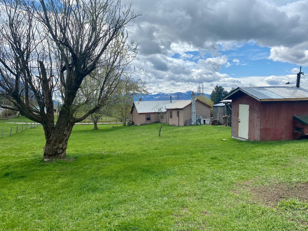 4512 48th Street, Canyon, British Columbia  V0B 1C1 - Photo 36 - 2475025