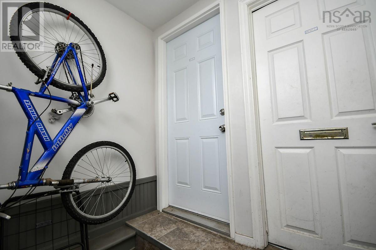 2045 North Park Street, Halifax, Nova Scotia  B3K 4B2 - Photo 2 - 202403003