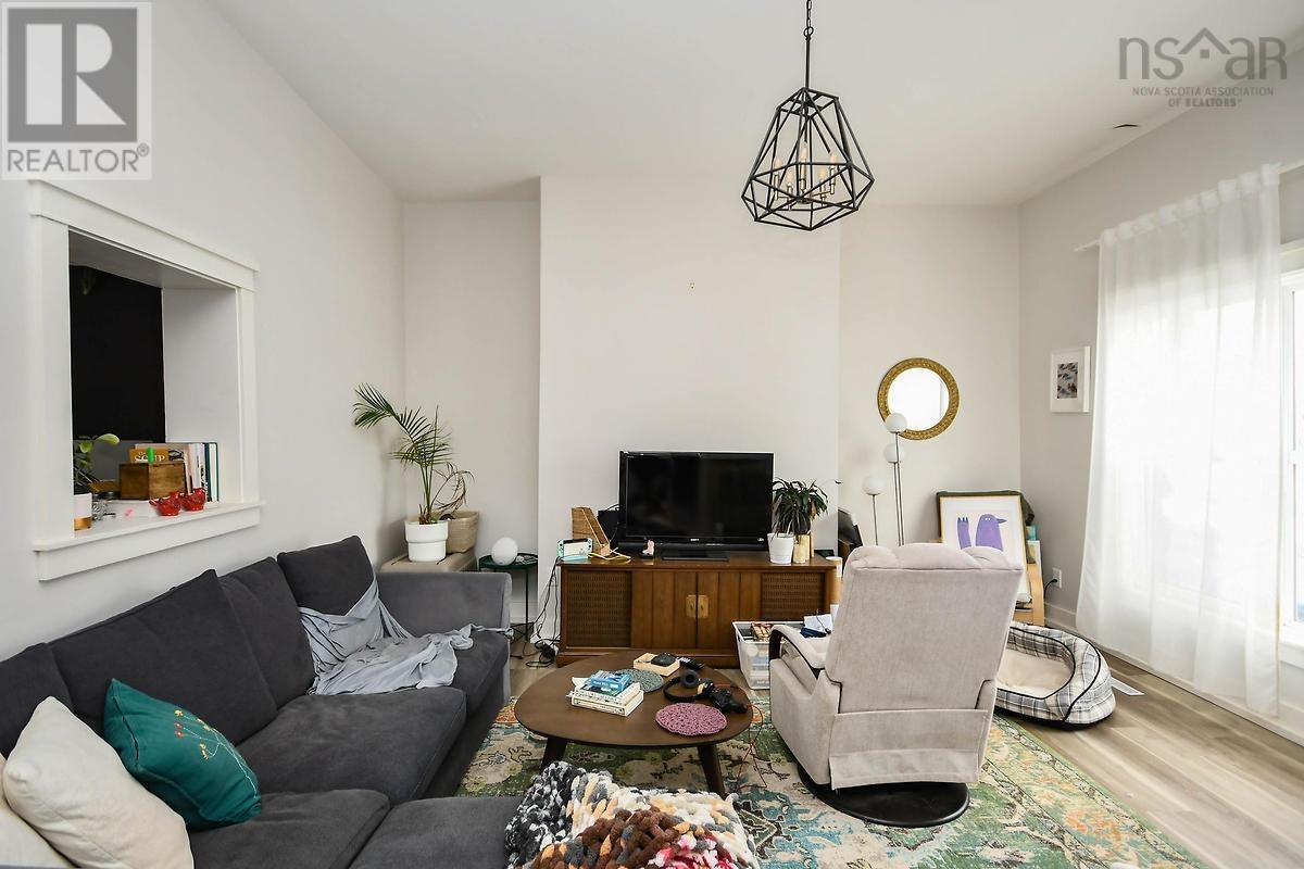 2045 North Park Street, Halifax, Nova Scotia  B3K 4B2 - Photo 3 - 202403003
