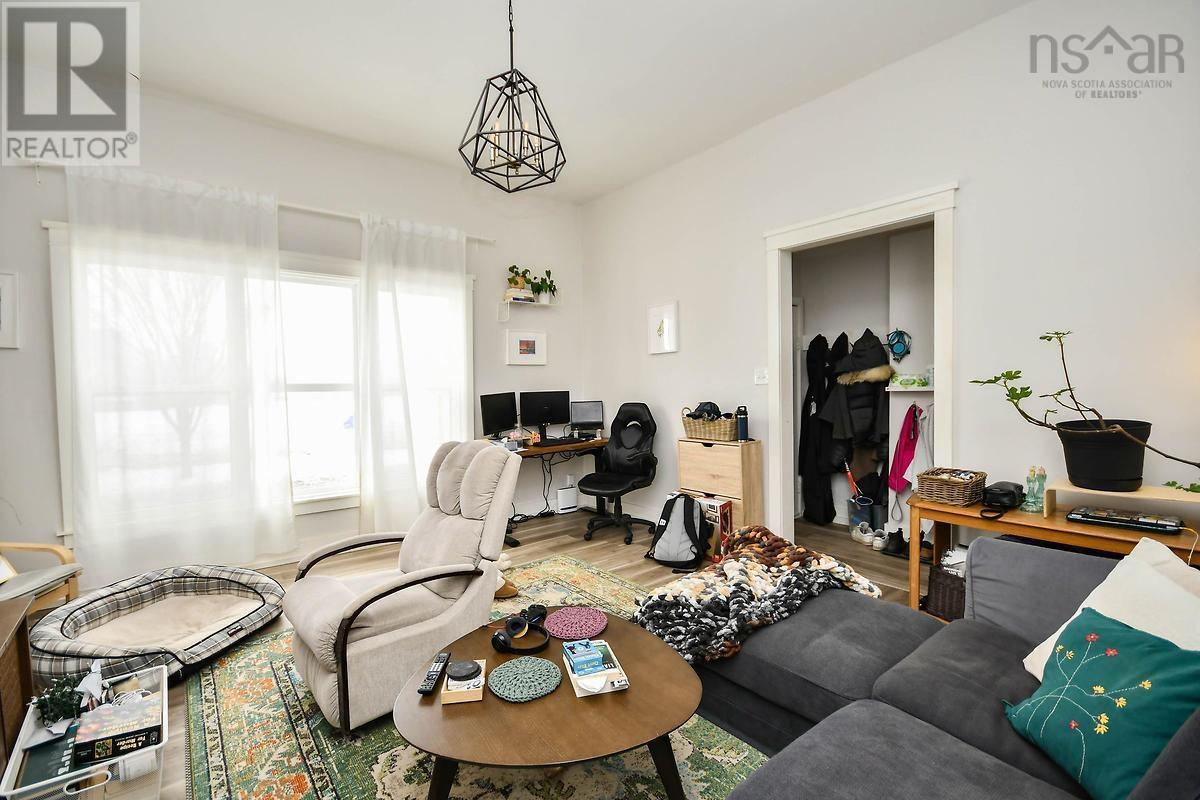 2045 North Park Street, Halifax, Nova Scotia  B3K 4B2 - Photo 4 - 202403003