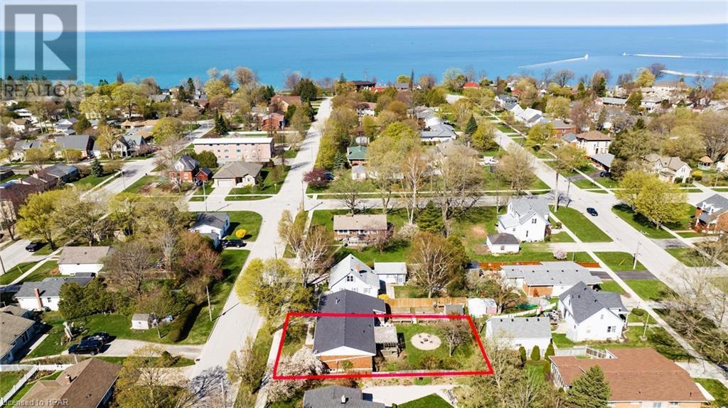 190 Picton Street W, Goderich, Ontario N7A 2C7 (26300176) Benchmark