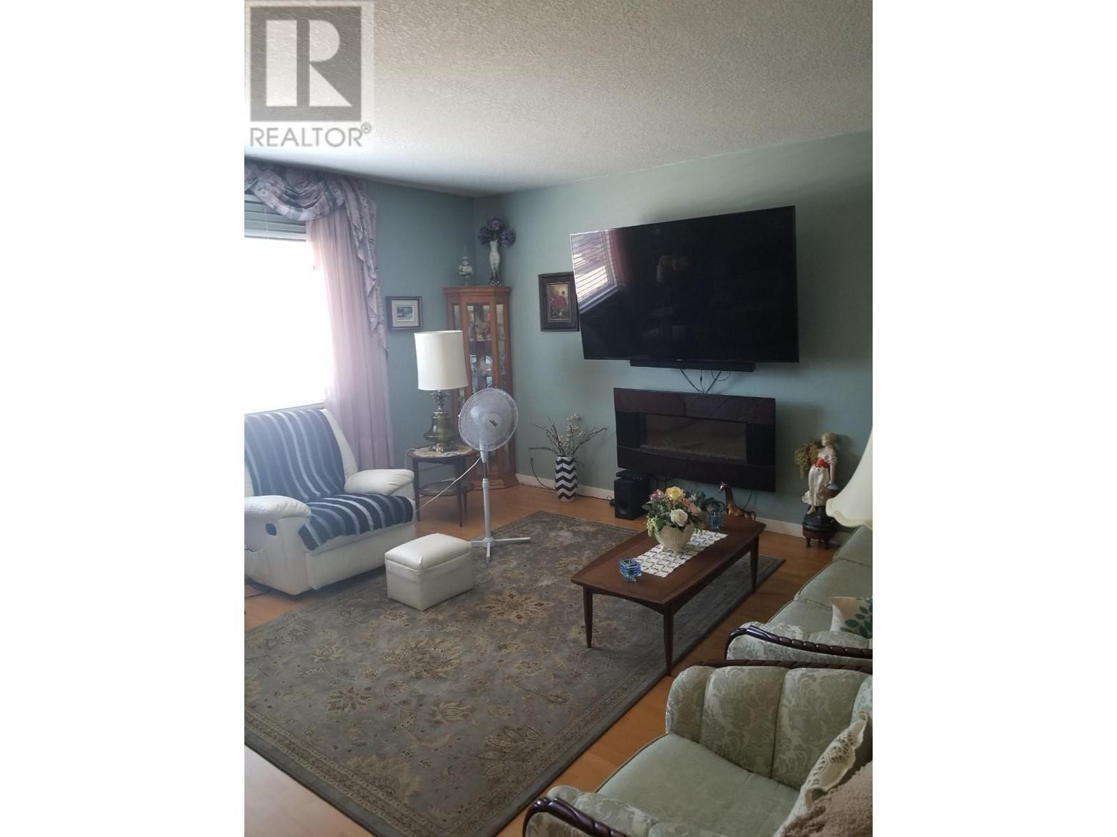 721/725 Shuswap Ave, Chase, British Columbia   - Photo 42 - 176779