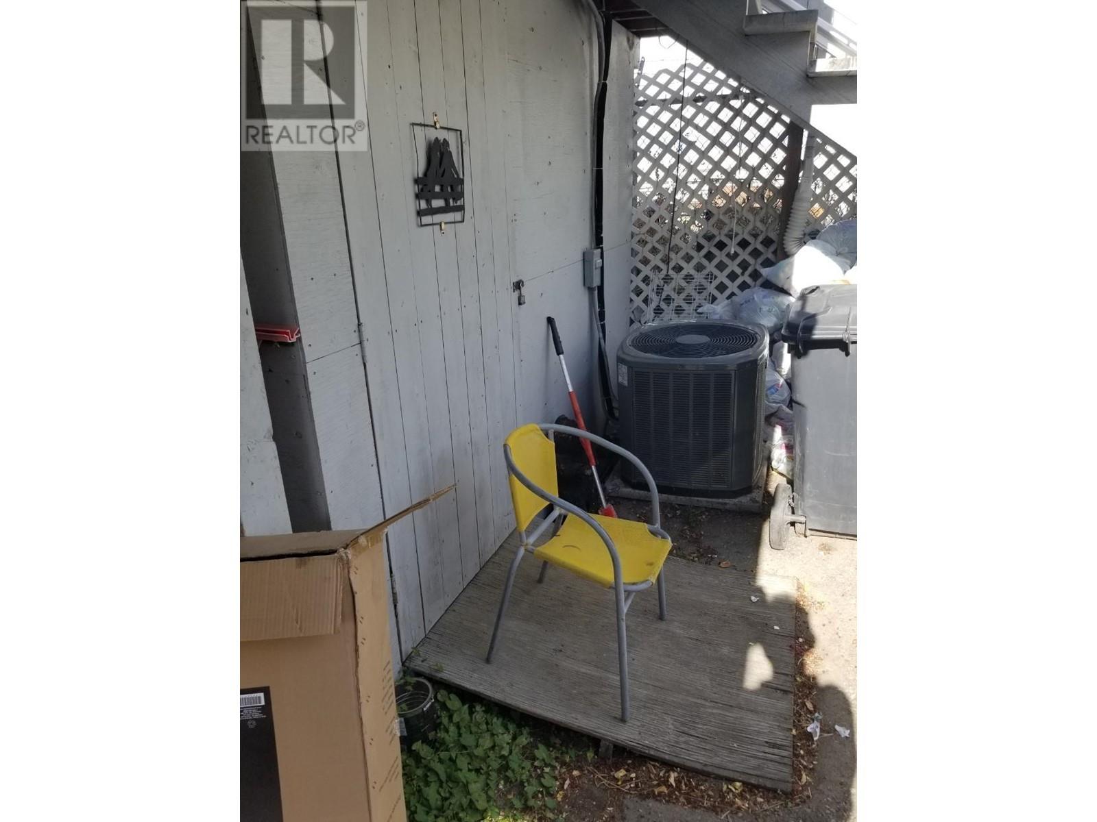 721/725 Shuswap Ave, Chase, British Columbia   - Photo 11 - 176779