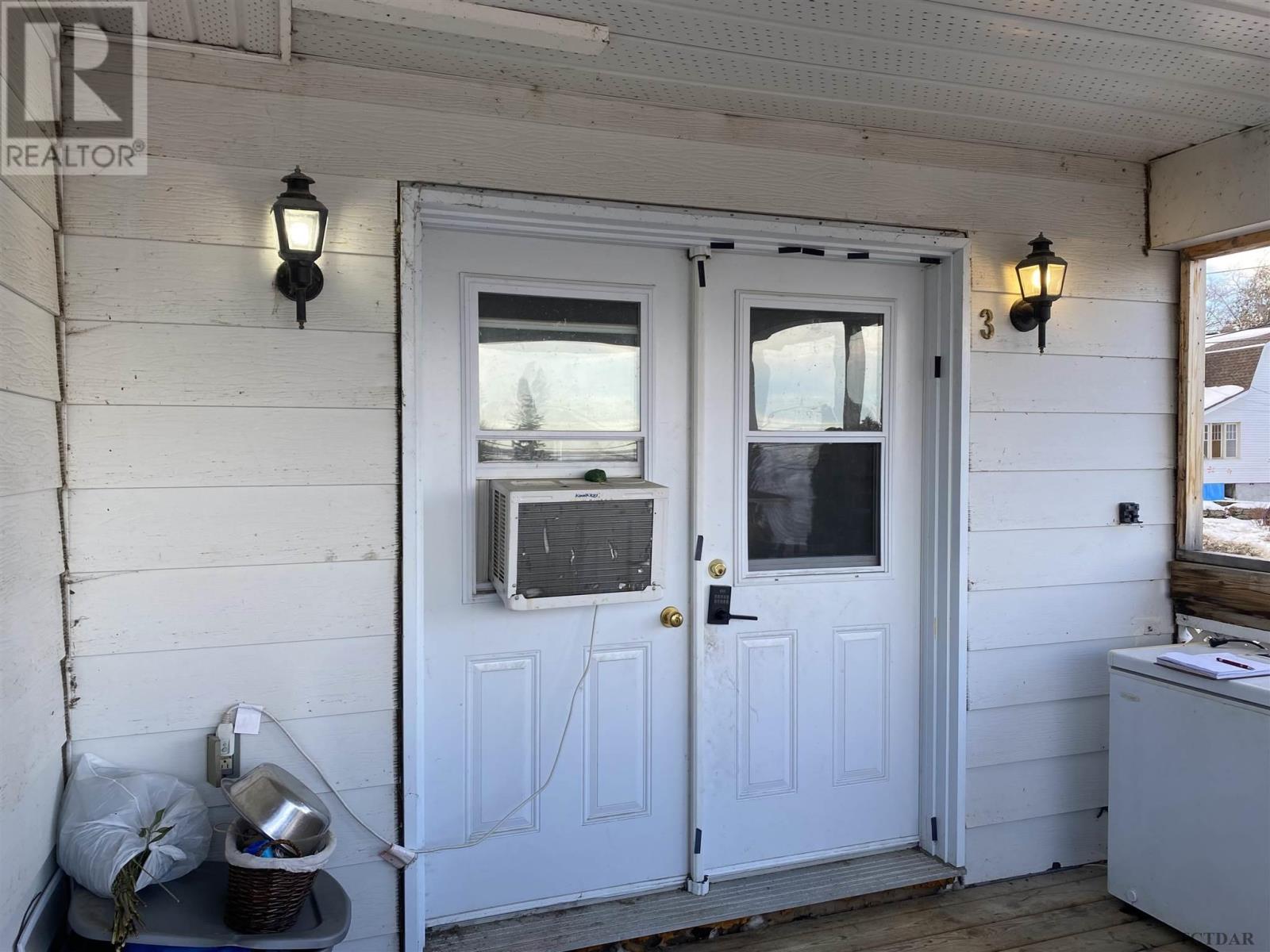554 Lakeshore Rd, Temiskaming Shores, Ontario  P0J 1P0 - Photo 29 - TM240301