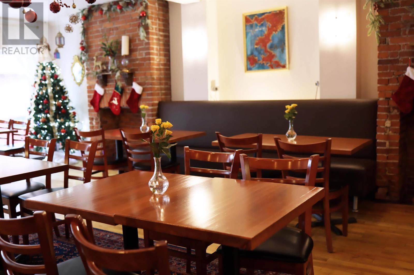 Smyrna Restaurant, Halifax, Nova Scotia  B3J 2K4 - Photo 3 - 202403054