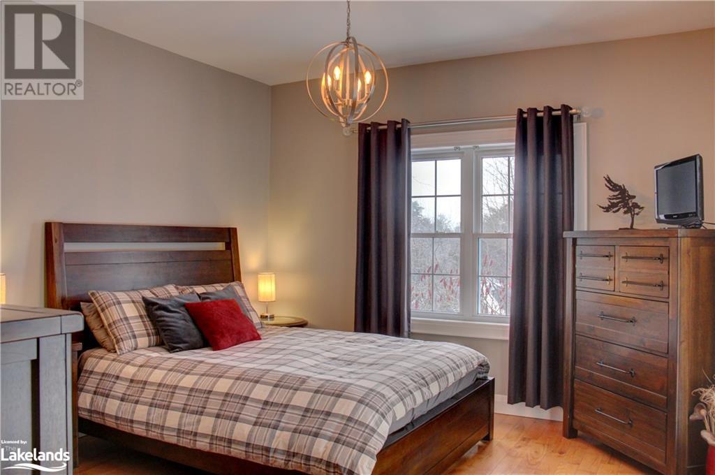 260 Palmer Drive, Gravenhurst, Ontario  P1P 1A4 - Photo 13 - 40542483