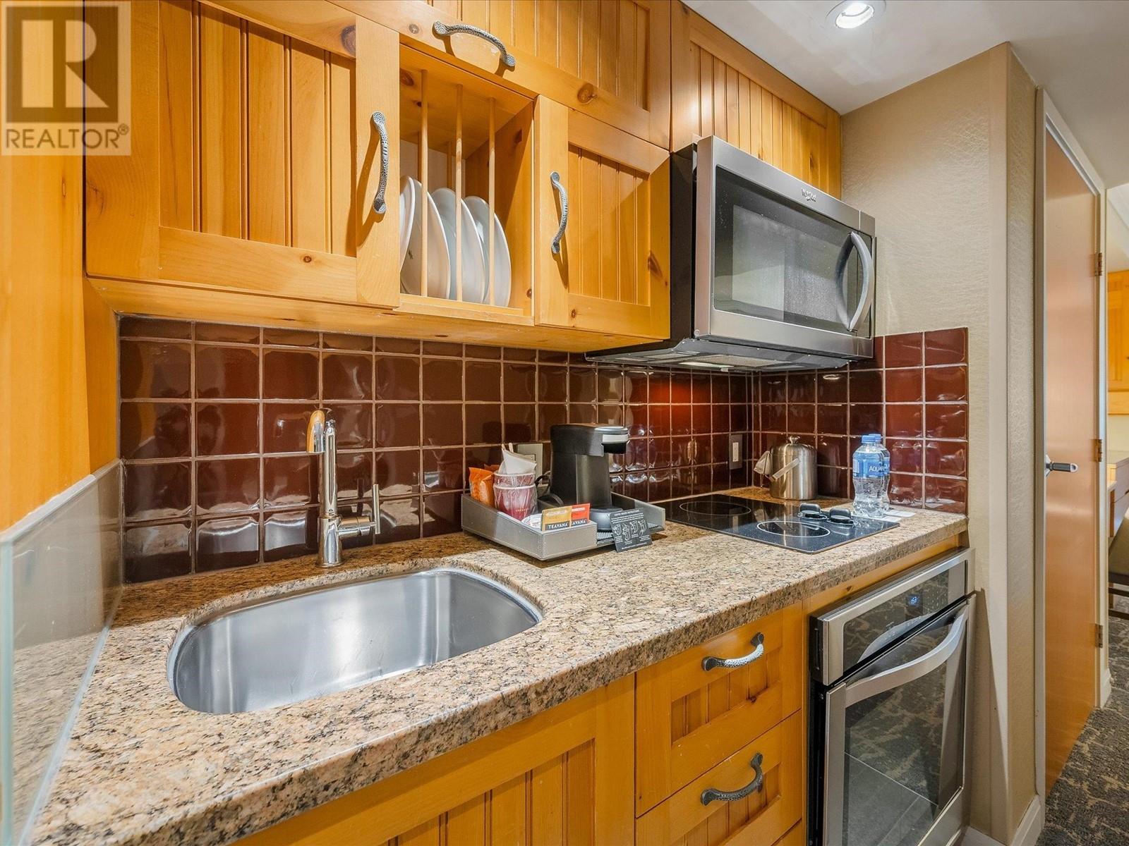673 4090 Whistler Way, Whistler, British Columbia  V8E 1J3 - Photo 10 - R2850872